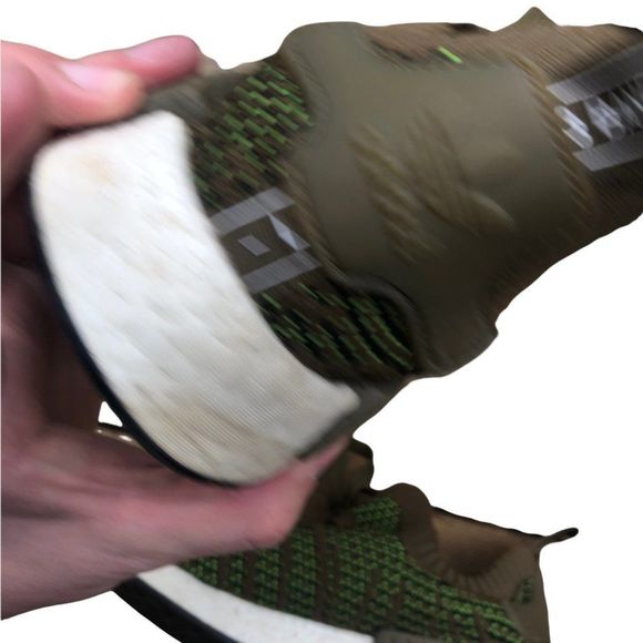 RARE 2018 adidas NMD R1 STLT Trace Olive Size 9 - Picture 15 of 16